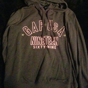 GAP sweatshirt